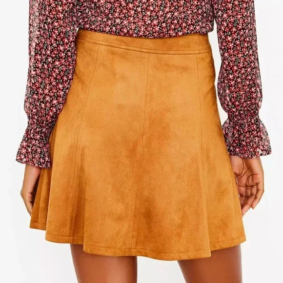 LOFT Faux Suede Seamed Skirt - NWT! - Picture 2 of 5